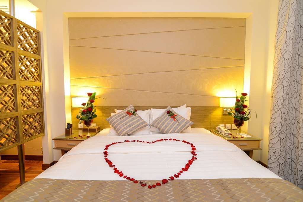 Hotel Golden Tulip Corniche 4*