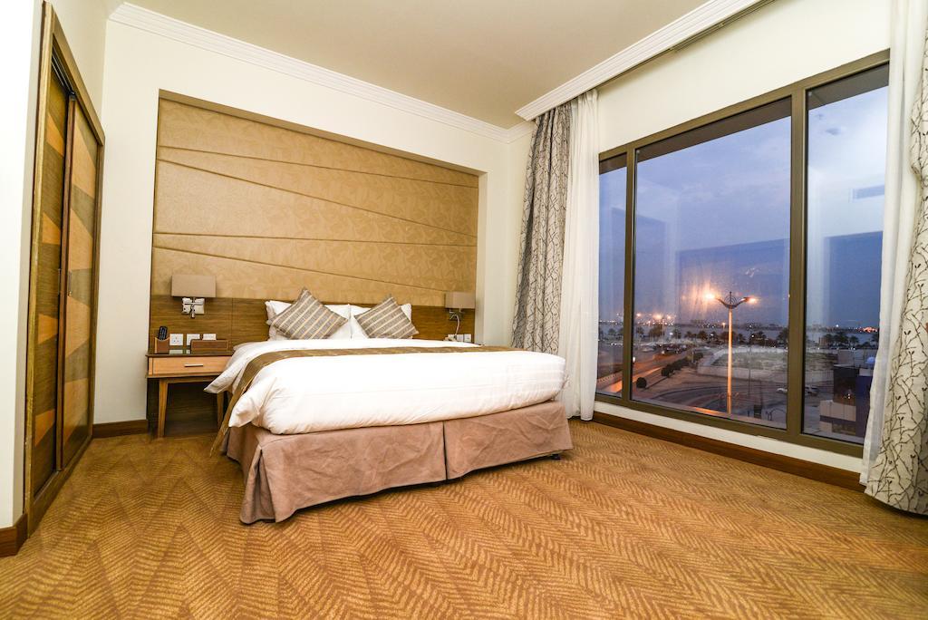 Golden Tulip Corniche Dammam