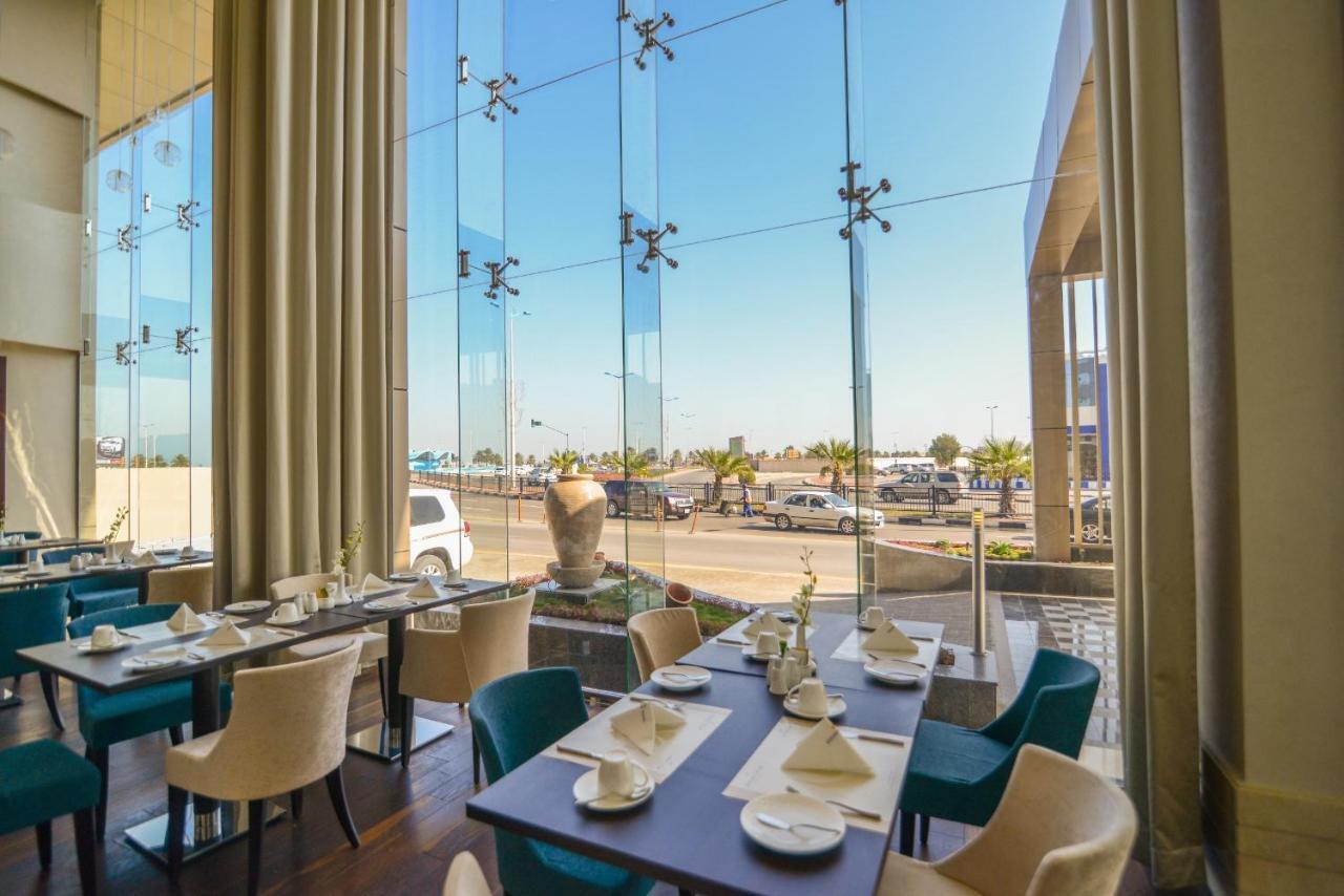 Golden Tulip Corniche 4* Dammam